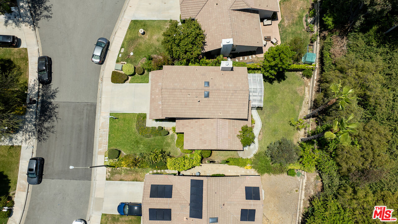 27050 Riversbridge Way