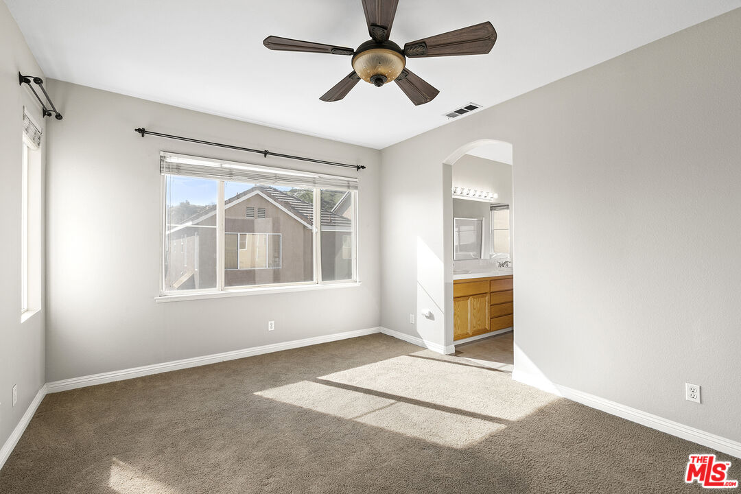 30319 Cedar Oak Ln