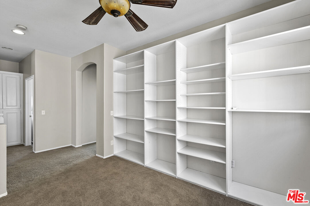 30319 Cedar Oak Ln