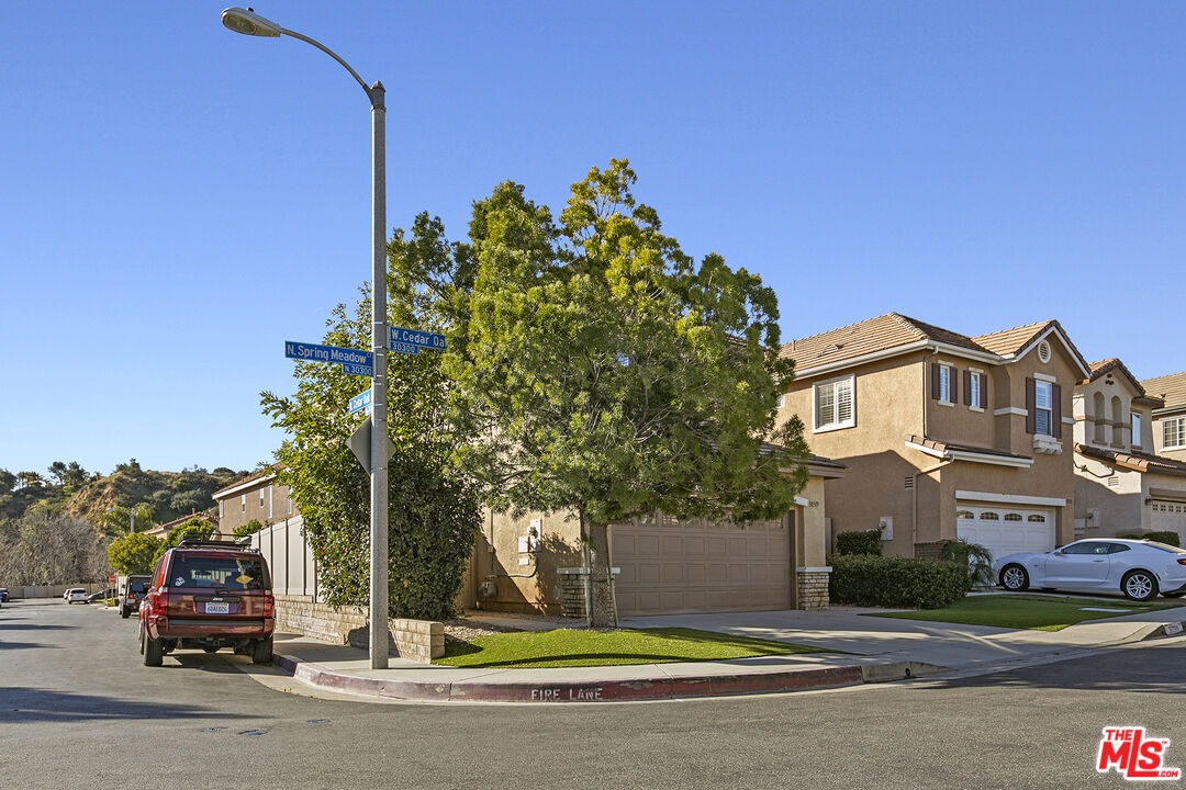 30319 Cedar Oak Ln