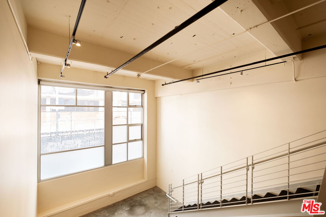 1130 S Flower St Unit: 118