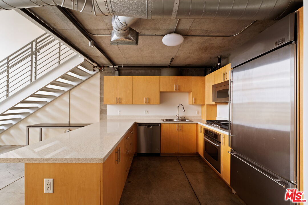 1130 S Flower St Unit: 118