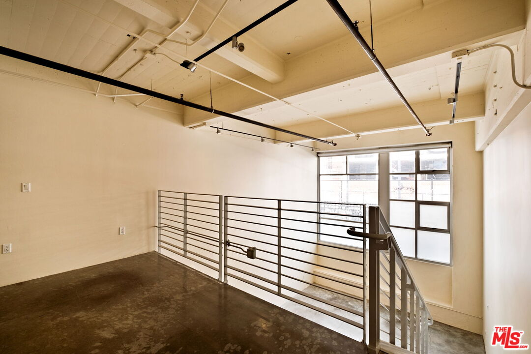 1130 S Flower St Unit: 118