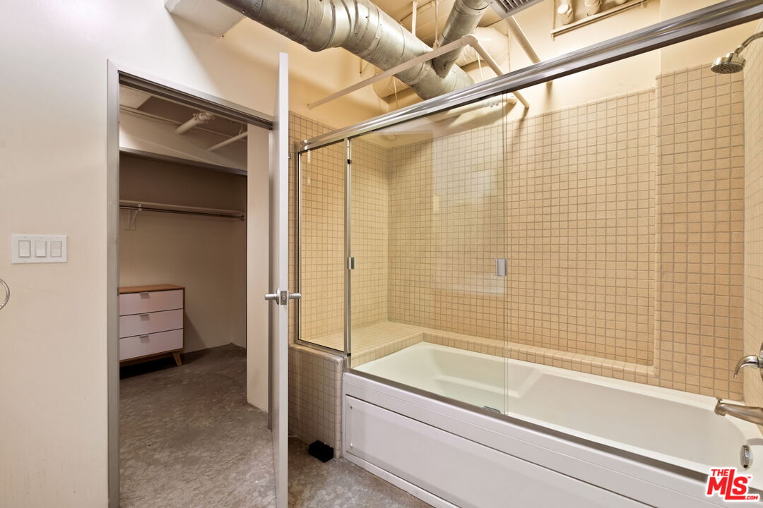 1130 S Flower St Unit: 118