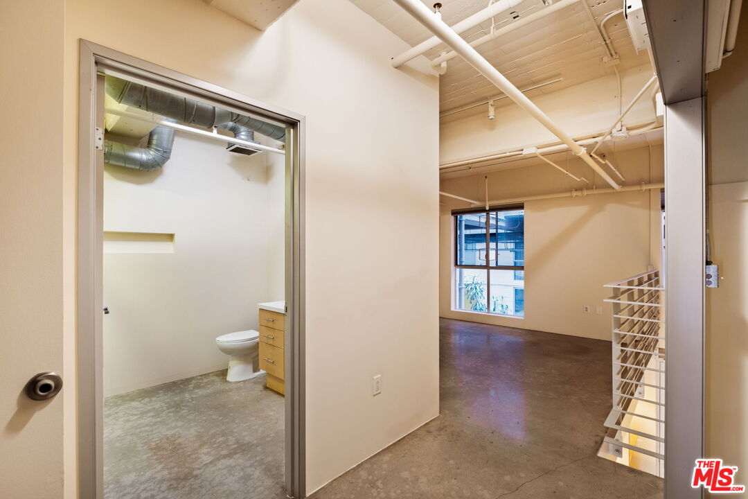 1130 S Flower St Unit: 118