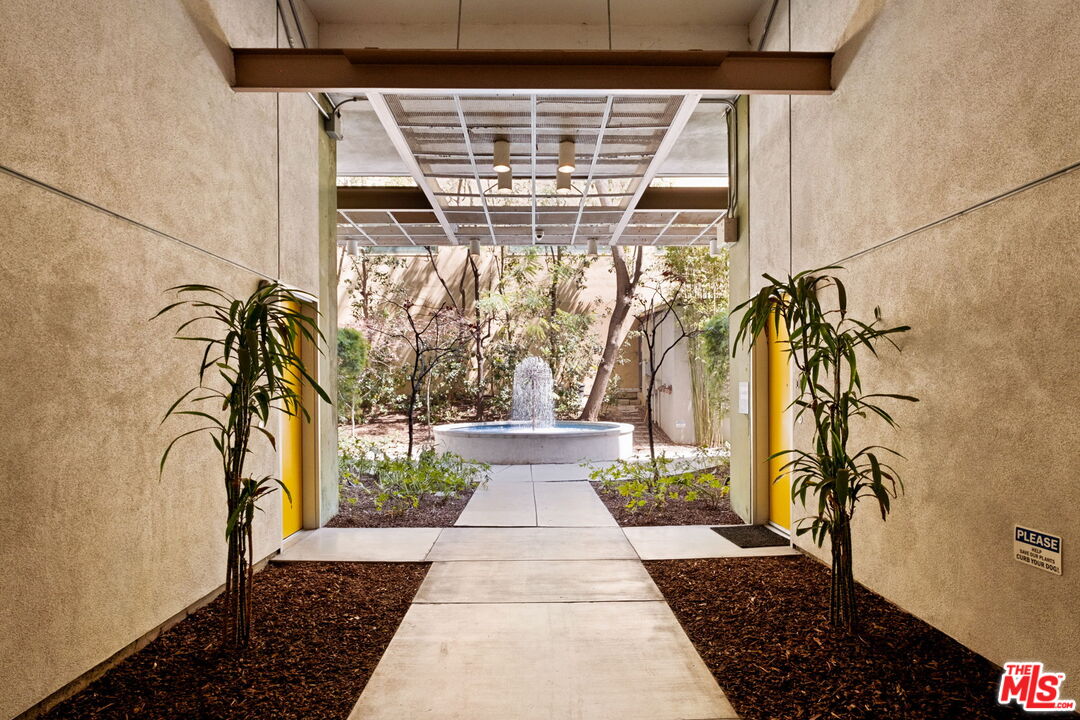 1130 S Flower St Unit: 118