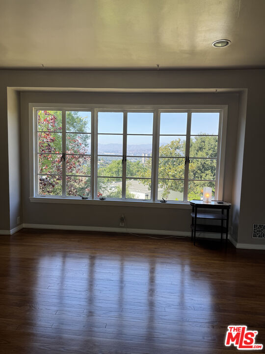 3392 Tareco Dr