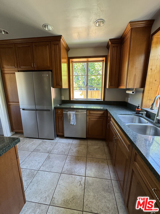 3392 Tareco Dr