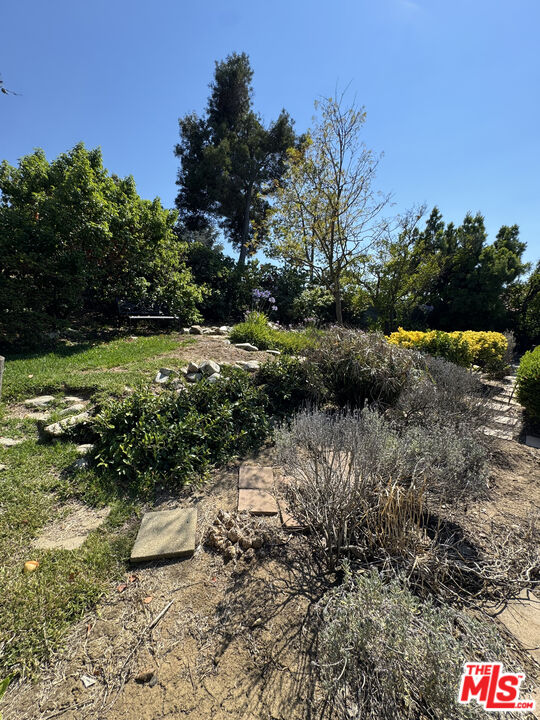 3392 Tareco Dr