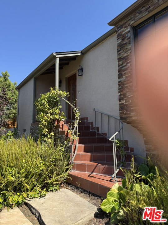 3392 Tareco Dr
