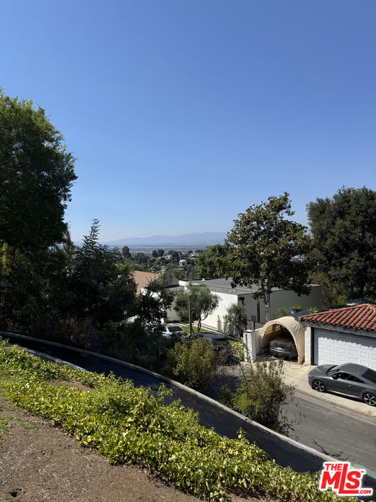 3392 Tareco Dr