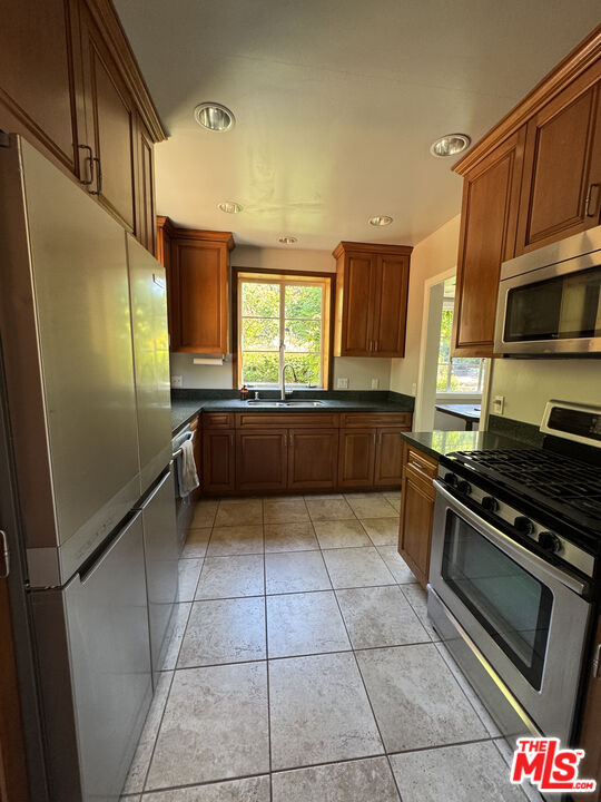 3392 Tareco Dr