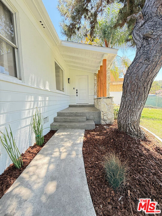 3964 Goodland Pl