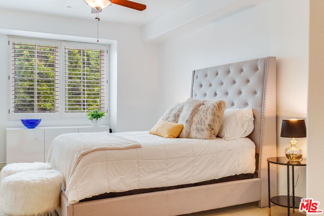 12449 Kling St Unit: 102