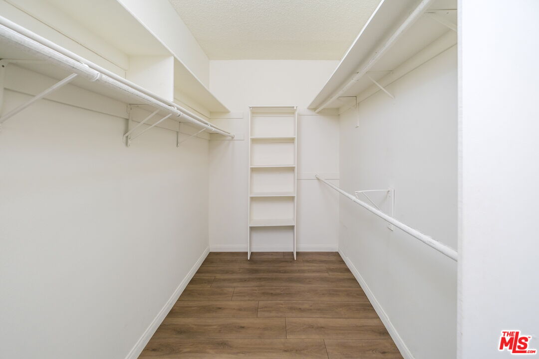 19029 Nordhoff St Unit: 104