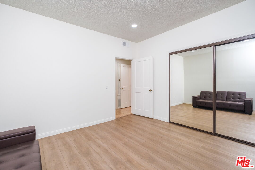 19029 Nordhoff St Unit: 104
