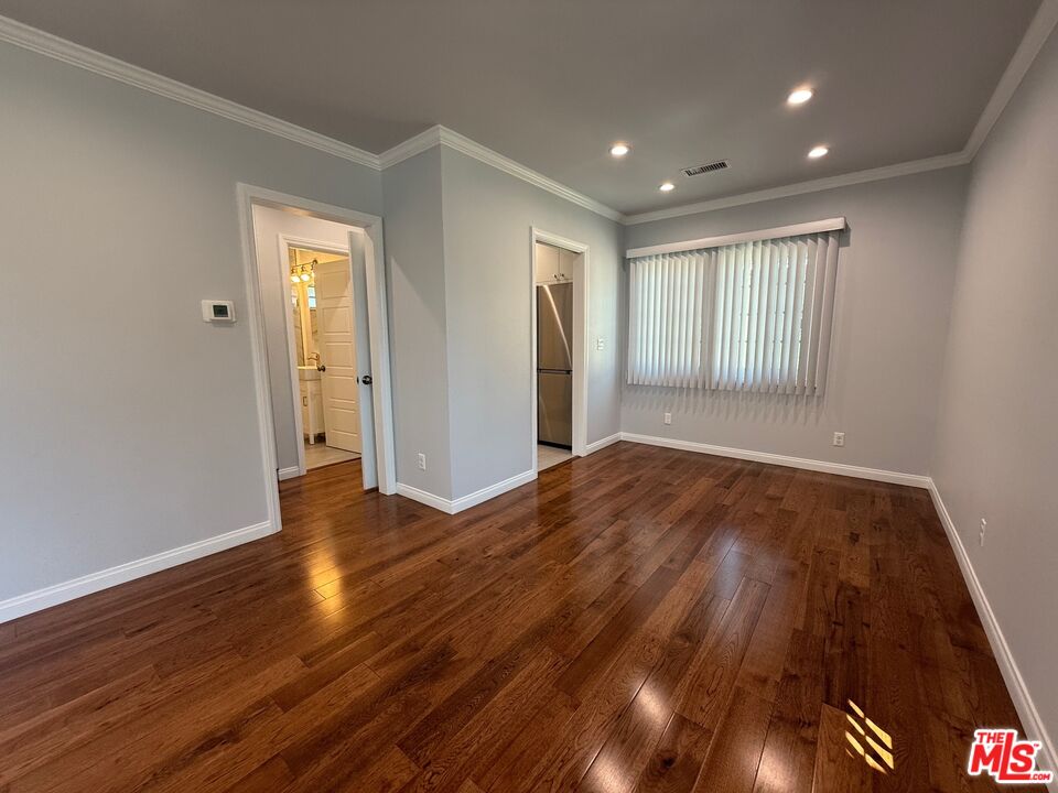 1935 N Hollywood Way Unit: C
