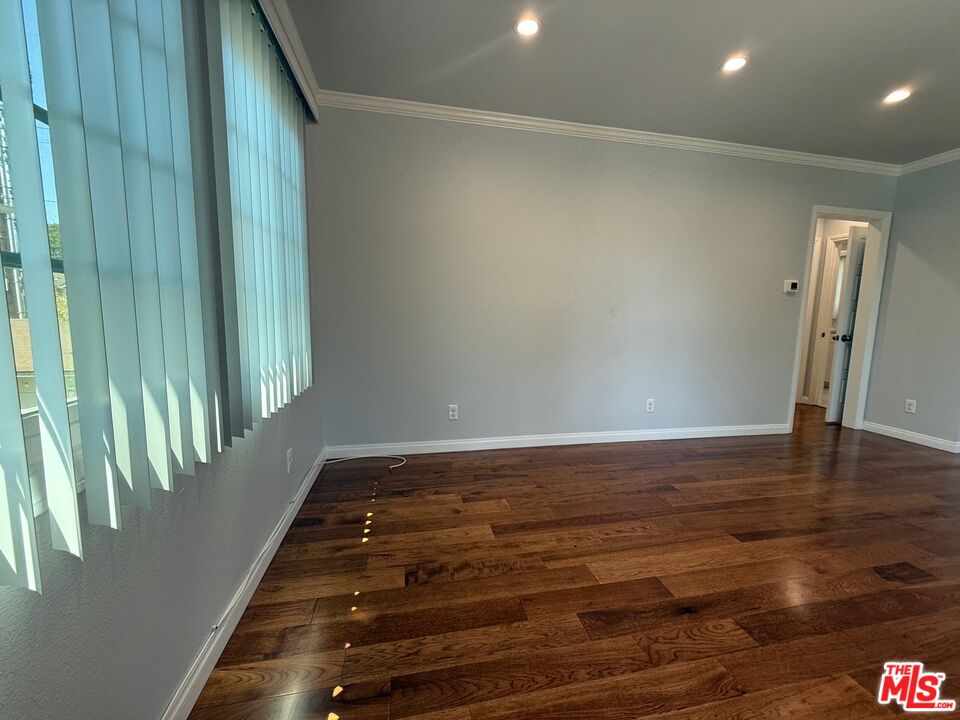 1935 N Hollywood Way Unit: C