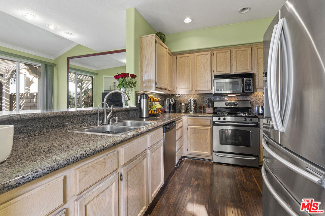 27025 Big Rapids Loop Unit: 12