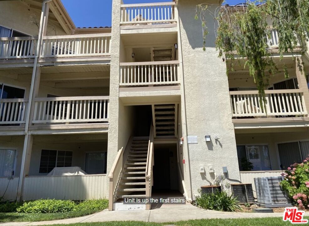 5805 Oak Bend Ln Unit: 210