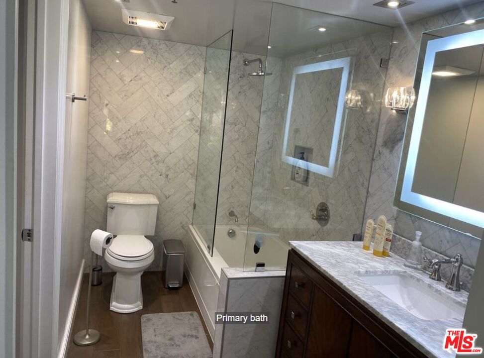 5805 Oak Bend Ln Unit: 210