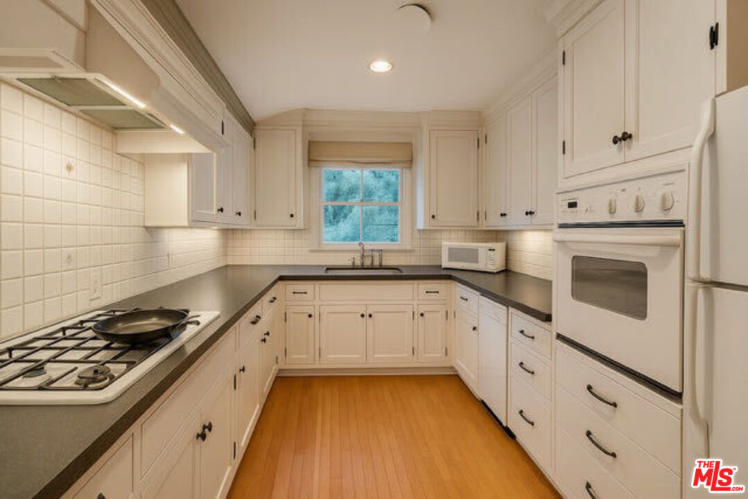 14807 Round Valley Dr