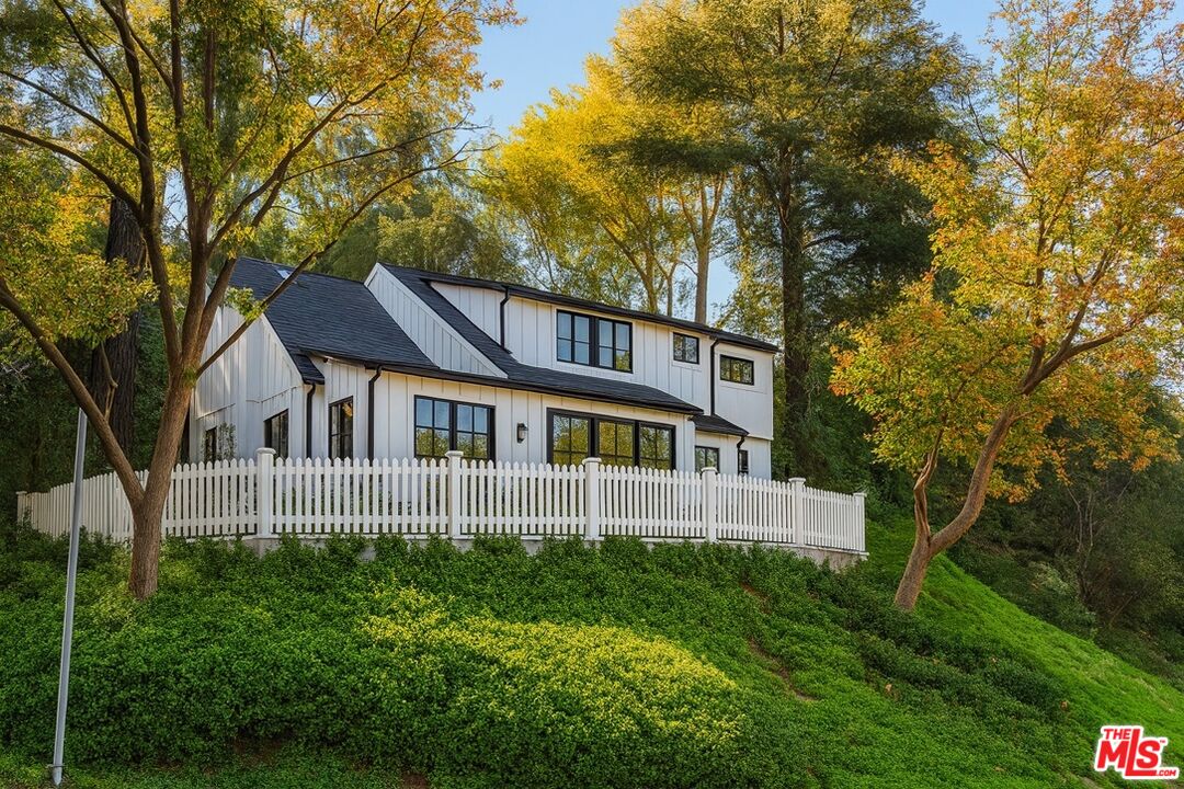 14807 Round Valley Dr