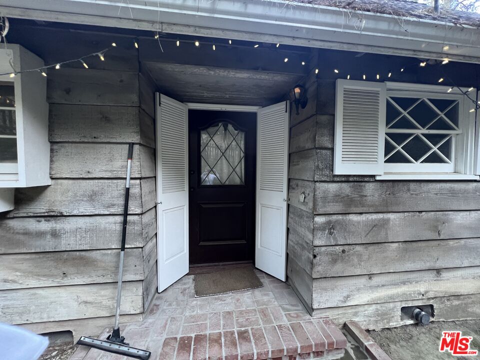 14807 Round Valley Dr