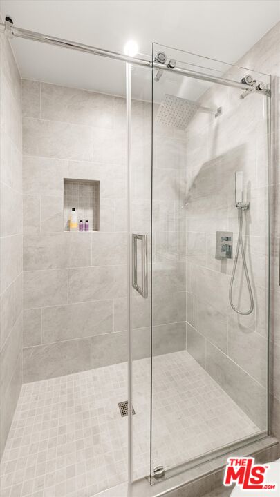 4297 Carpinteria Ave Unit: 8