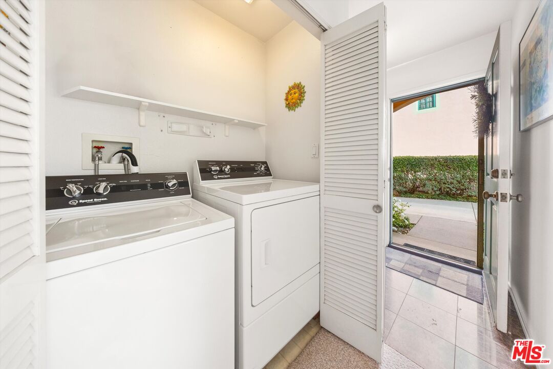 4297 Carpinteria Ave Unit: 8