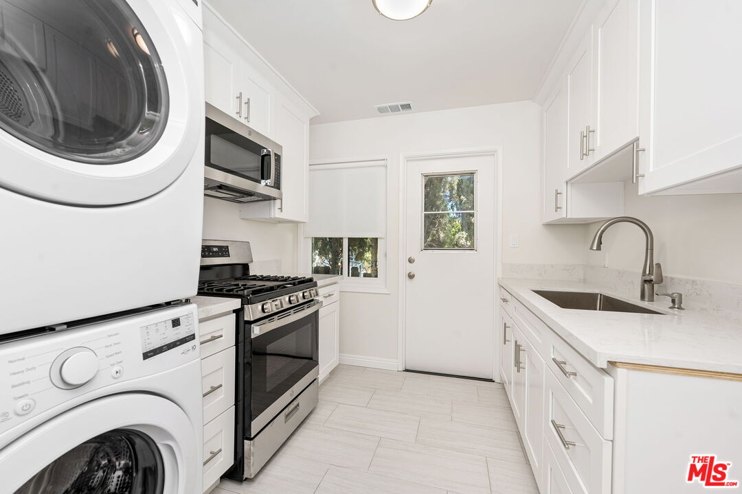 2007 E Villa Street Unit: A