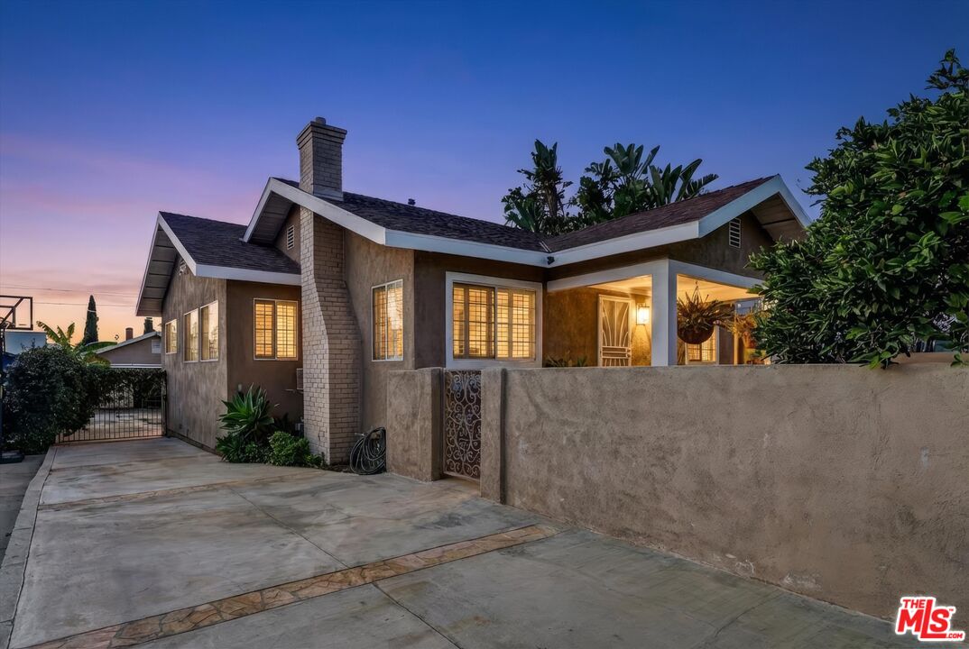 2318 Yosemite Dr