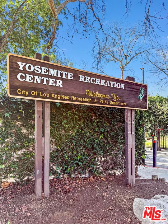 2318 Yosemite Dr