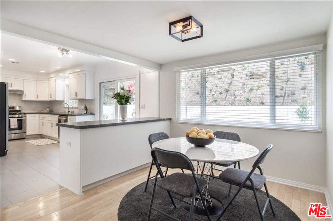 3720 Ventura Canyon Ave