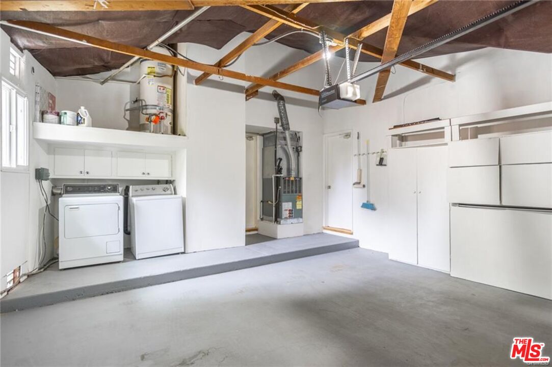 3720 Ventura Canyon Ave