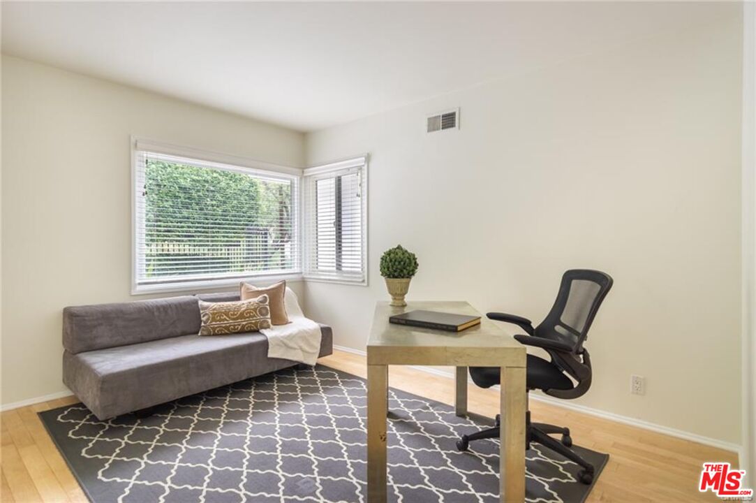 3720 Ventura Canyon Ave