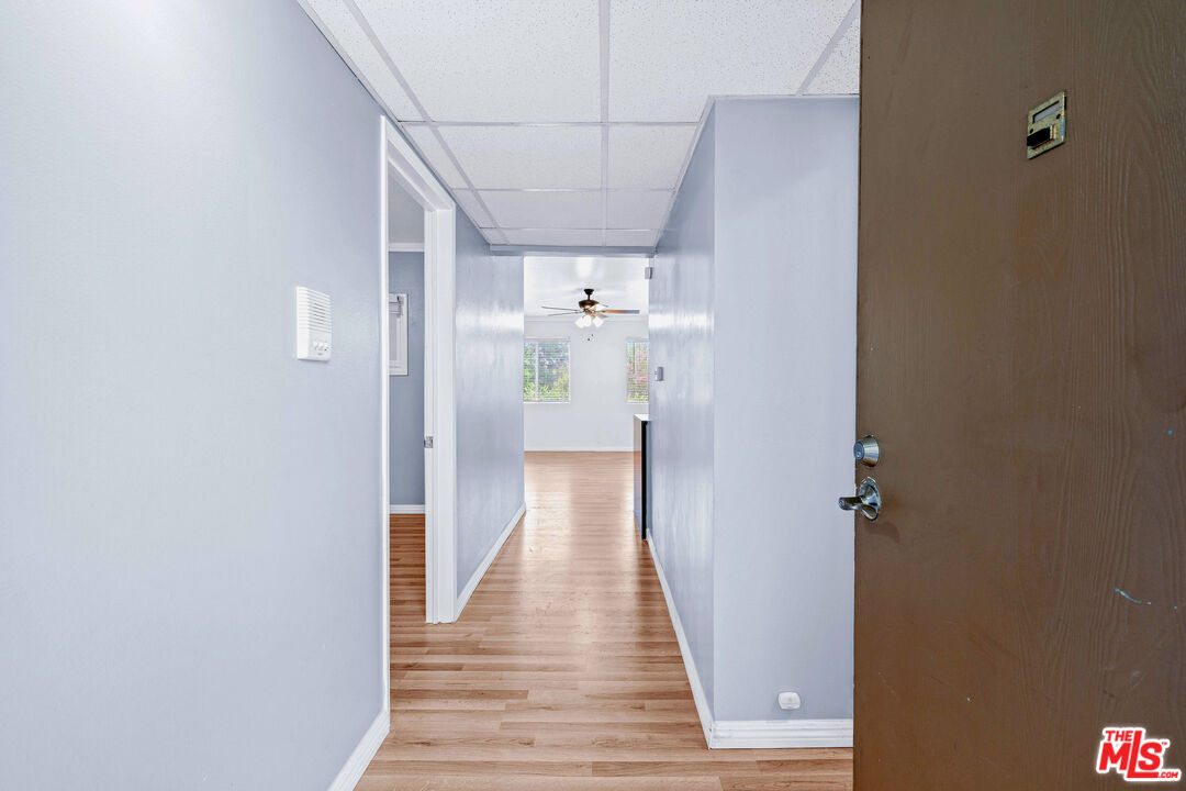 12801 Moorpark St Unit: 308