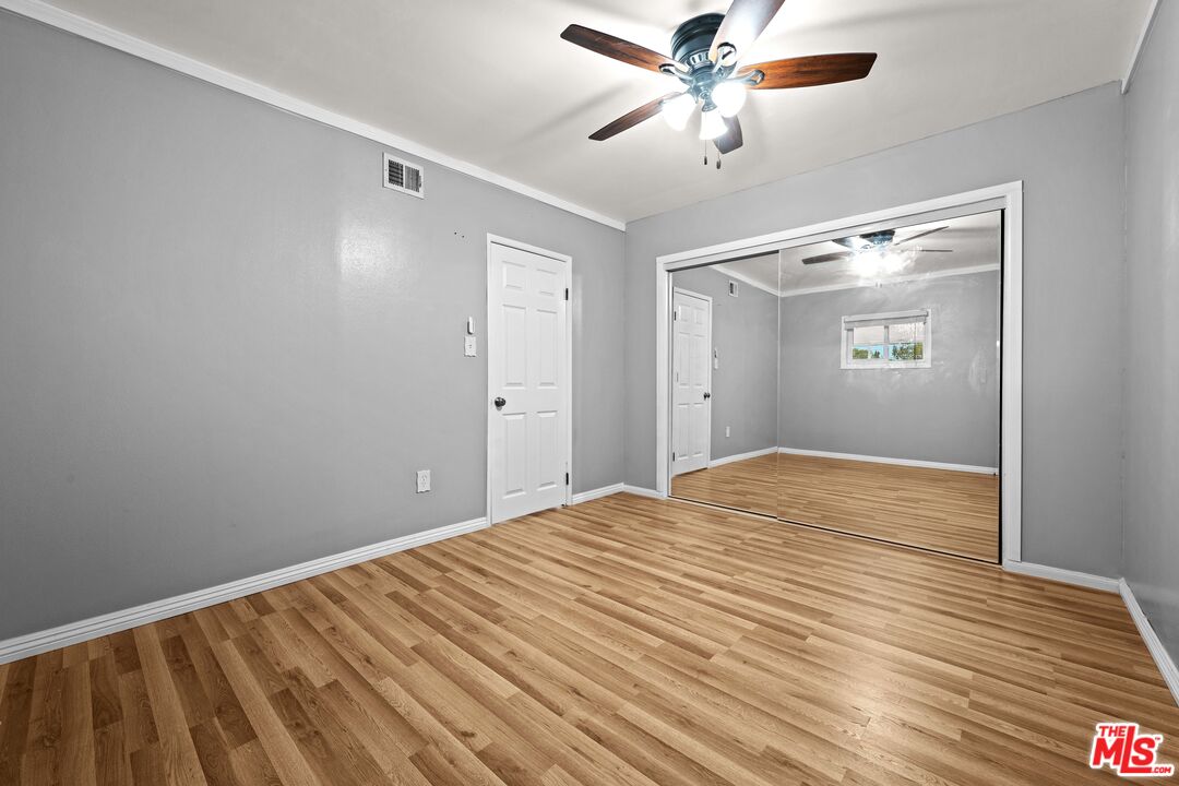 12801 Moorpark St Unit: 308