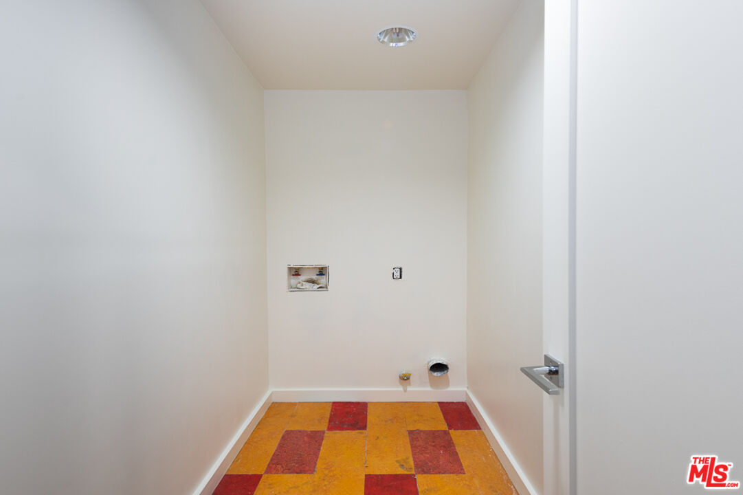 12931 Valleyheart Dr