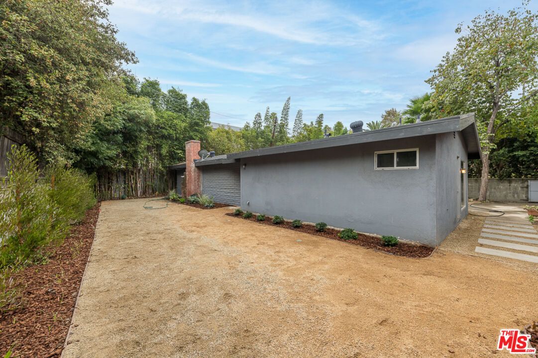 12931 Valleyheart Dr