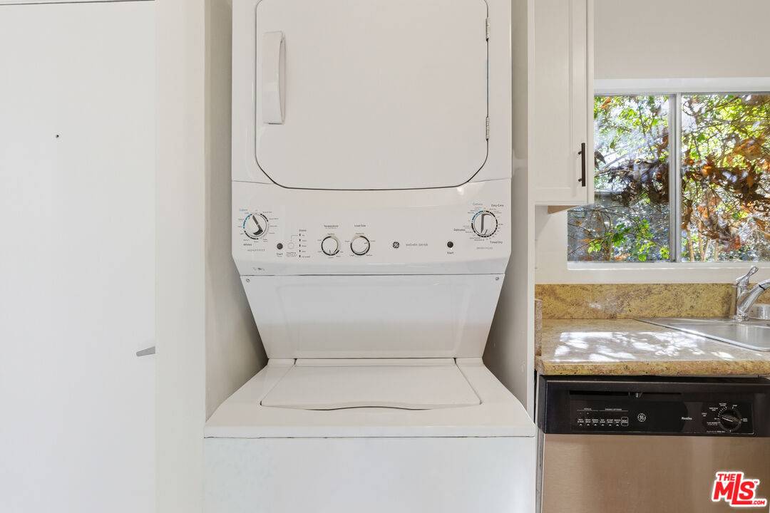 18350 Hatteras St Unit: 277