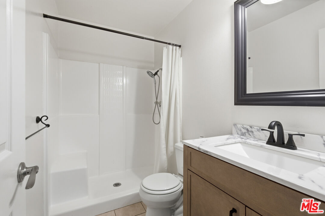 18350 Hatteras St Unit: 277