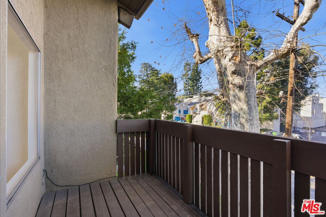 18350 Hatteras St Unit: 277