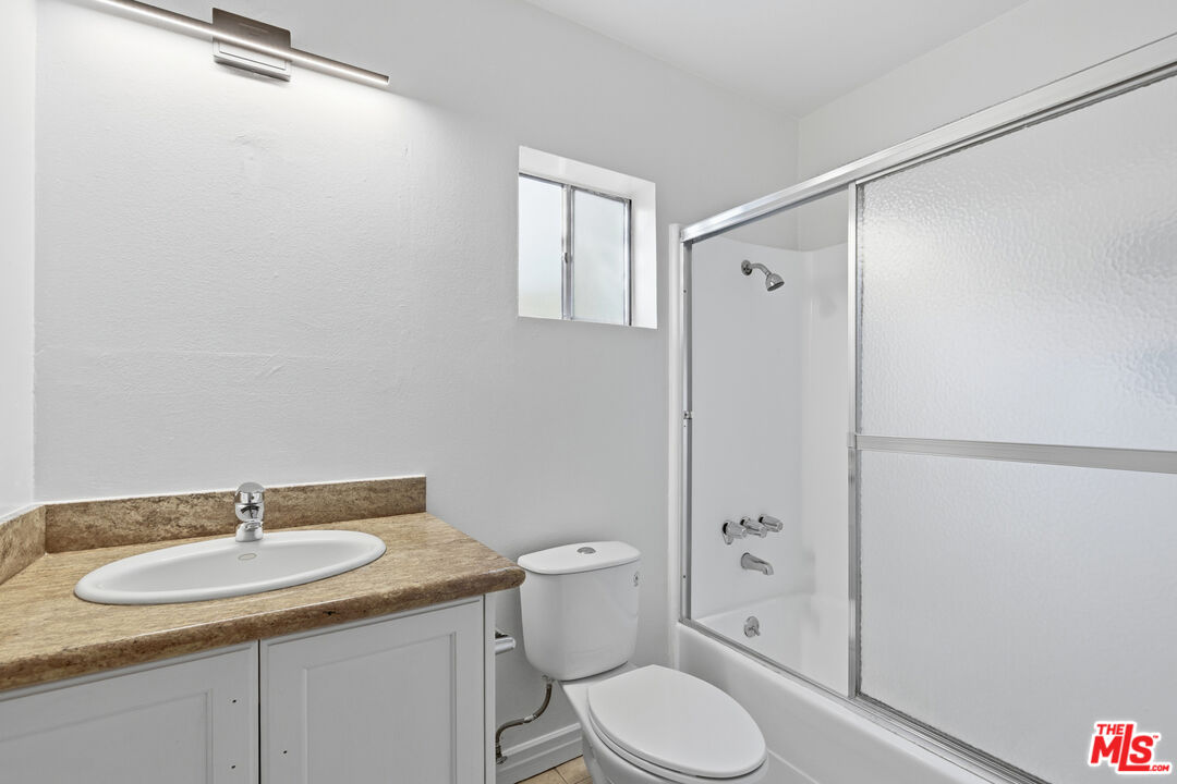 18350 Hatteras St Unit: 277