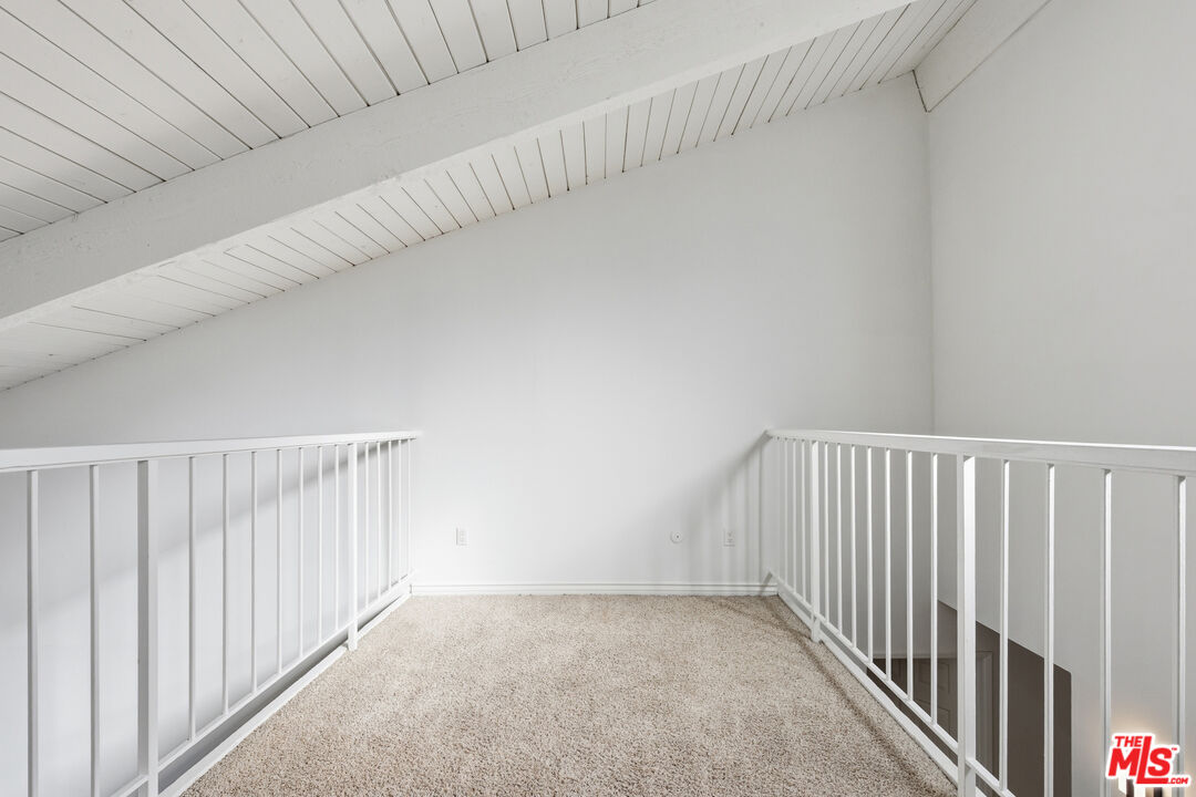 18350 Hatteras St Unit: 277