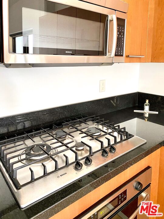 416 S Spring St Unit: 1210