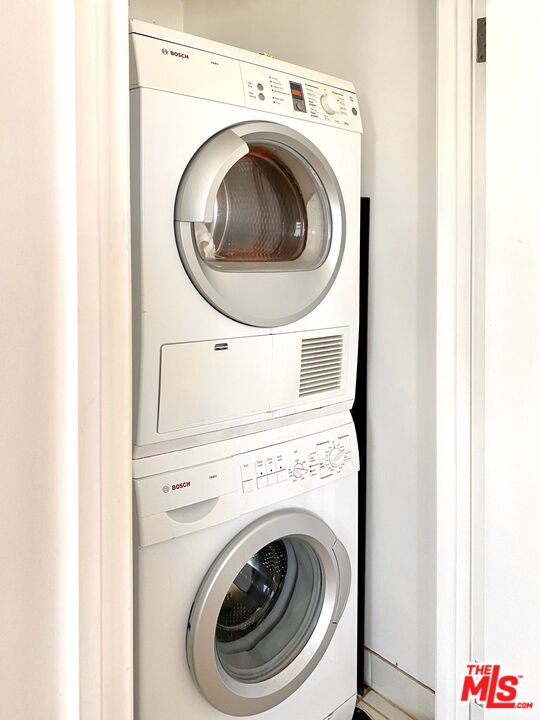 416 S Spring St Unit: 1210