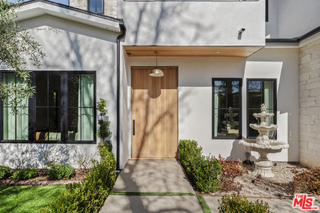 11317 Valley Spring Ln