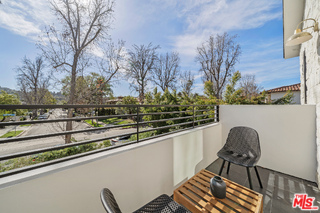 11317 Valley Spring Ln