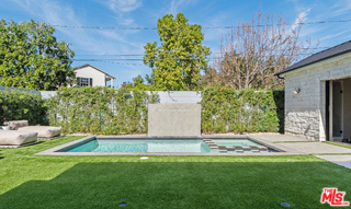 11317 Valley Spring Ln